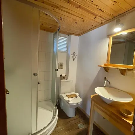 Alojamento de Acomodação e Pequeno-almoço Baykus Olympos