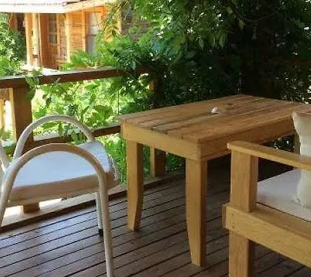 Bed & Breakfast Baykus *